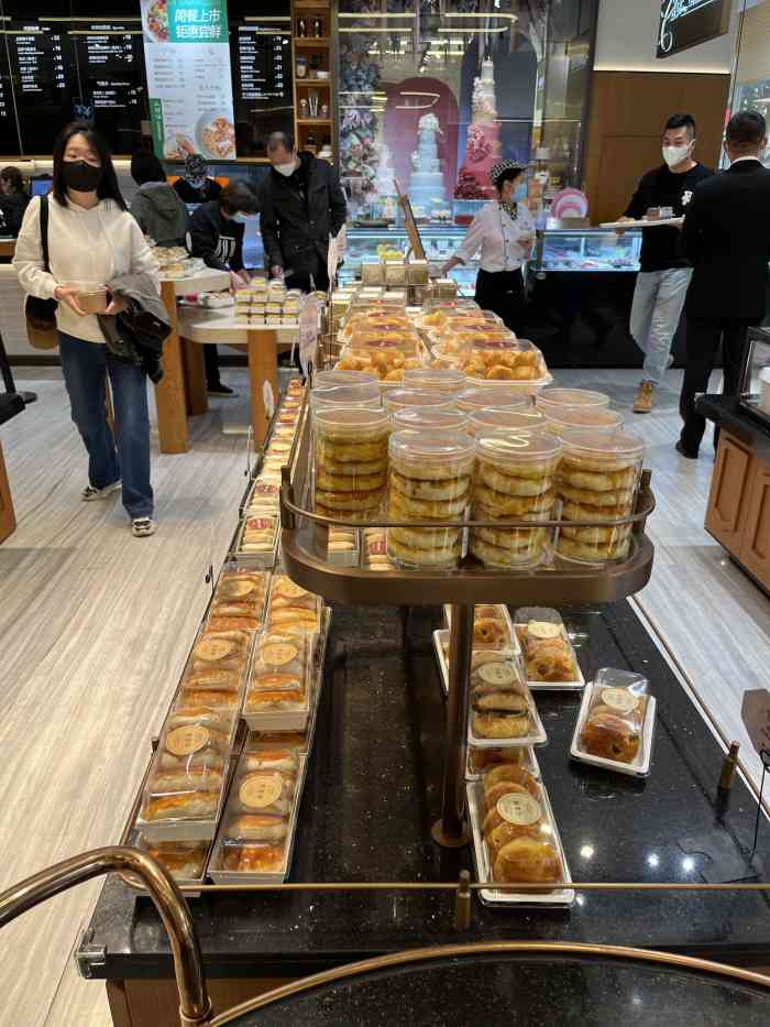 鲜鲜坊(国际大厦店)-"年后首次吃到面包92我感觉我就是个面包.