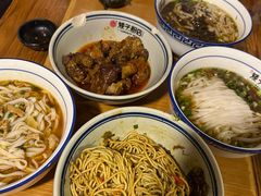-矮子粉店1985·长沙米粉(湘春路店)