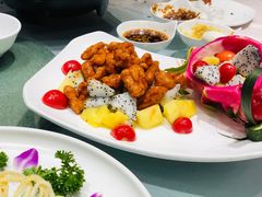 菠萝咕老肉-高第街56号港式餐厅(山大路店)