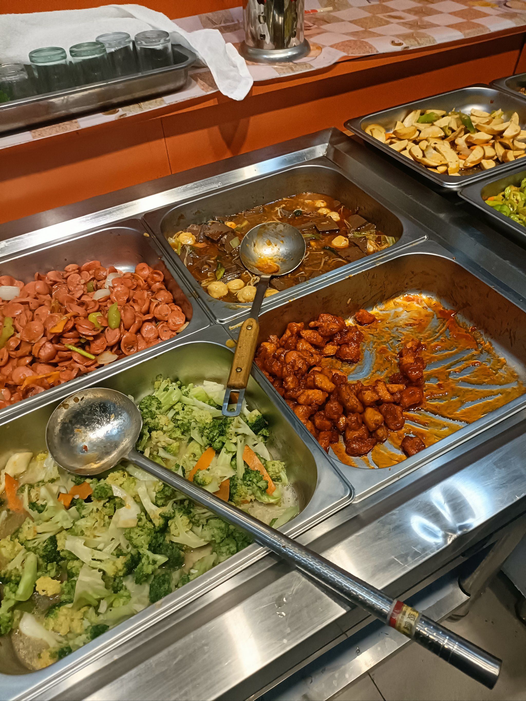 创作者赏金计划 #吃在上新第一线 #自助快餐 #新鲜食材让您吃得放心