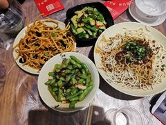 毛豆-巴厘龙虾·榜首油焖大虾(音乐学院·沿江酒馆店)