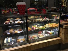面包甜点陈列柜-星巴克臻选(湖滨道店)
