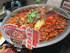 -麻六记(凤凰汇店)