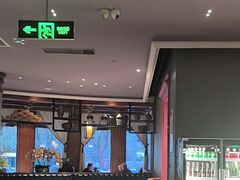 -八府香鸭·啫啫煲(华山路店)