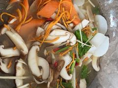 -姚记抚仙湖石锅鱼庄