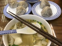 -笑来喜馄饨小笼工坊店(湖滨街店)