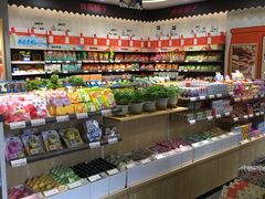 零售区-良品铺子(南昌梦时代广场店)