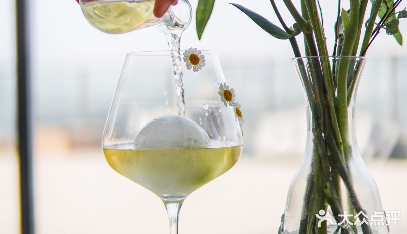 花厨xMiniBZAAR，接住一份春日浪漫