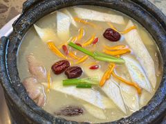 野菌石锅藏香鸡-田村·石锅藏香鸡(八廓街店)