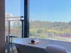 -广州汇华希尔顿逸林酒店