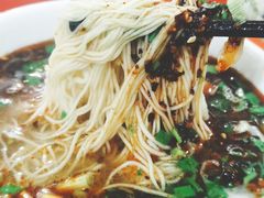 -牛一嘴·兰州牛肉面·大盘鸡(财富中心店)