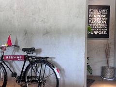 -三勾JJJ Burger&Coffee(梅溪湖店)