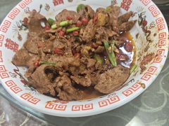 -湖南人家湘菜馆(镇江路店)