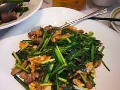 虾虎肉炒韭菜-开海·红岛海鲜虾水饺(石老人店)