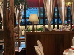 靠窗位-瑶王府·广西菜(金阳路店)