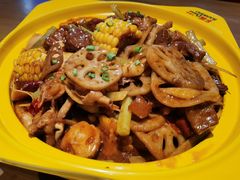 -多嘴超级肉蟹煲(万达店)