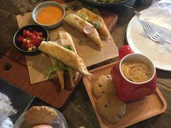 -HIGH FIVE哈福手工汉堡(桂林路店)