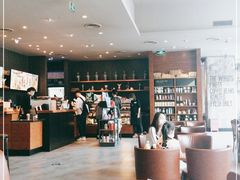 -星巴克臻选(呼和浩特维多利摩尔城店)