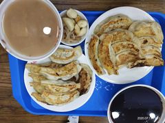 虾仁锅贴-劈柴院锅贴(沈阳路店)