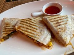 -玛格萝妮(汇智国际商业中心店)