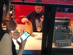 -麦当劳(中山公园龙之梦店)
