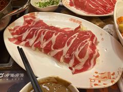 -呷哺呷哺(世贸.工三店)
