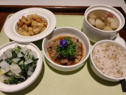点击看大图 -乐茵敔山湾月子中心(独栋湖景店)
