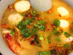 -大头虾越式风味餐厅(光明广场店)