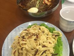 -青瓦餐厅·生鱼片·韩园烤肉(西塔店)