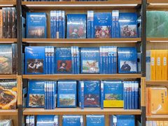 -雨丝书店(综合商业楼店)