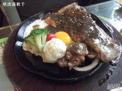 -豪客来牛排(府河店)