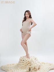 点击看大图 -专注孕妇照亲子照·纪田摄影