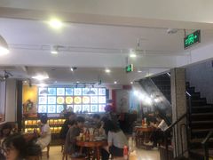 大堂-捷信牛奶甜品世家(五道口店)