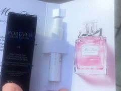 -Dior迪奥(上海世茂广场店)
