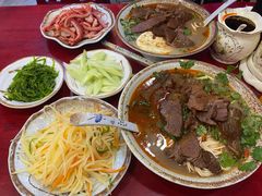 -金杨拉面王小吃面馆·牛三宝面·红烧牛肉粉