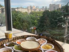 -包整·丝娃娃(一览甲秀楼风景店)