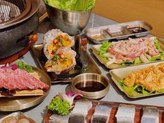 -围炉肉舍•炭烤活鳗•丹东海鲜烤肉(步行街店)