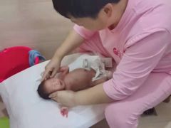 -爱贝尔高端月嫂(母婴护理)