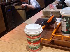 热流金圣诞茶拿铁-星巴克臻选(国贸商城首店)