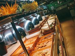 -金滏山烤肉·海鲜·火锅自助餐厅(襄阳万达店)