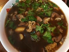 -陈寔包子王·卤煮小肠·京味小吃(龙潭店)