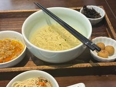 -蟹上黄·蟹黄面·江南糖水(人民广场店)