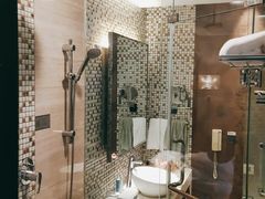 -西安长征华美达酒店