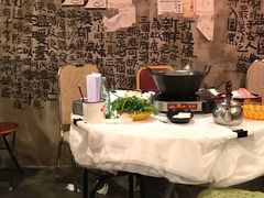 -鲜入围煮花胶鸡海鲜火锅