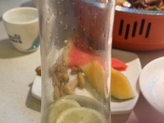 -小鱼小牛·鱼牛干锅·脆鱼火锅(世欧广场店)