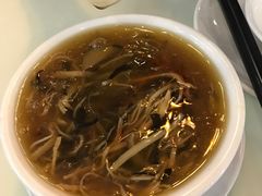 -新大咀港式茶餐厅(宝山万达店)