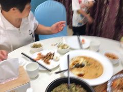 -沪华海鲜大酒楼(南汇店)