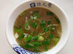 -陆元丰·兰州纯汤牛肉面(自强西路店)
