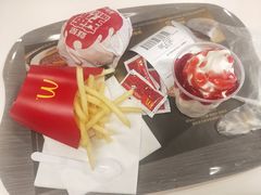 -麦当劳(中唱大厦店)