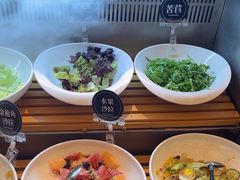 -牛YO寿喜烧·铁板烧和牛火锅自助(市府恒隆店)